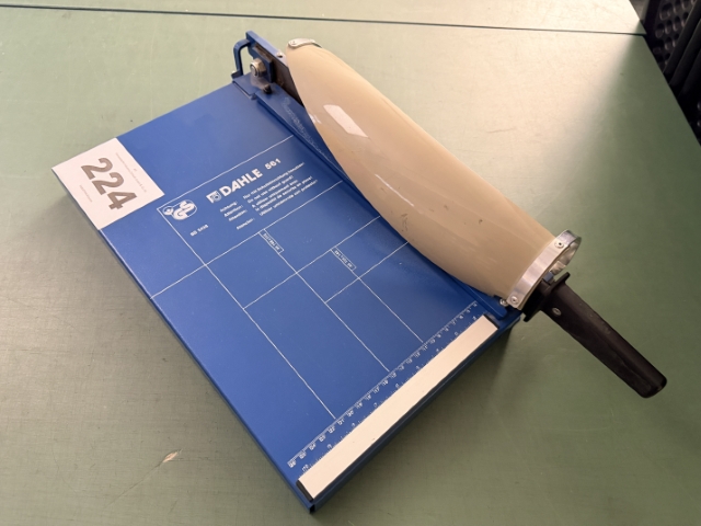 Papierschneider Dahle 561